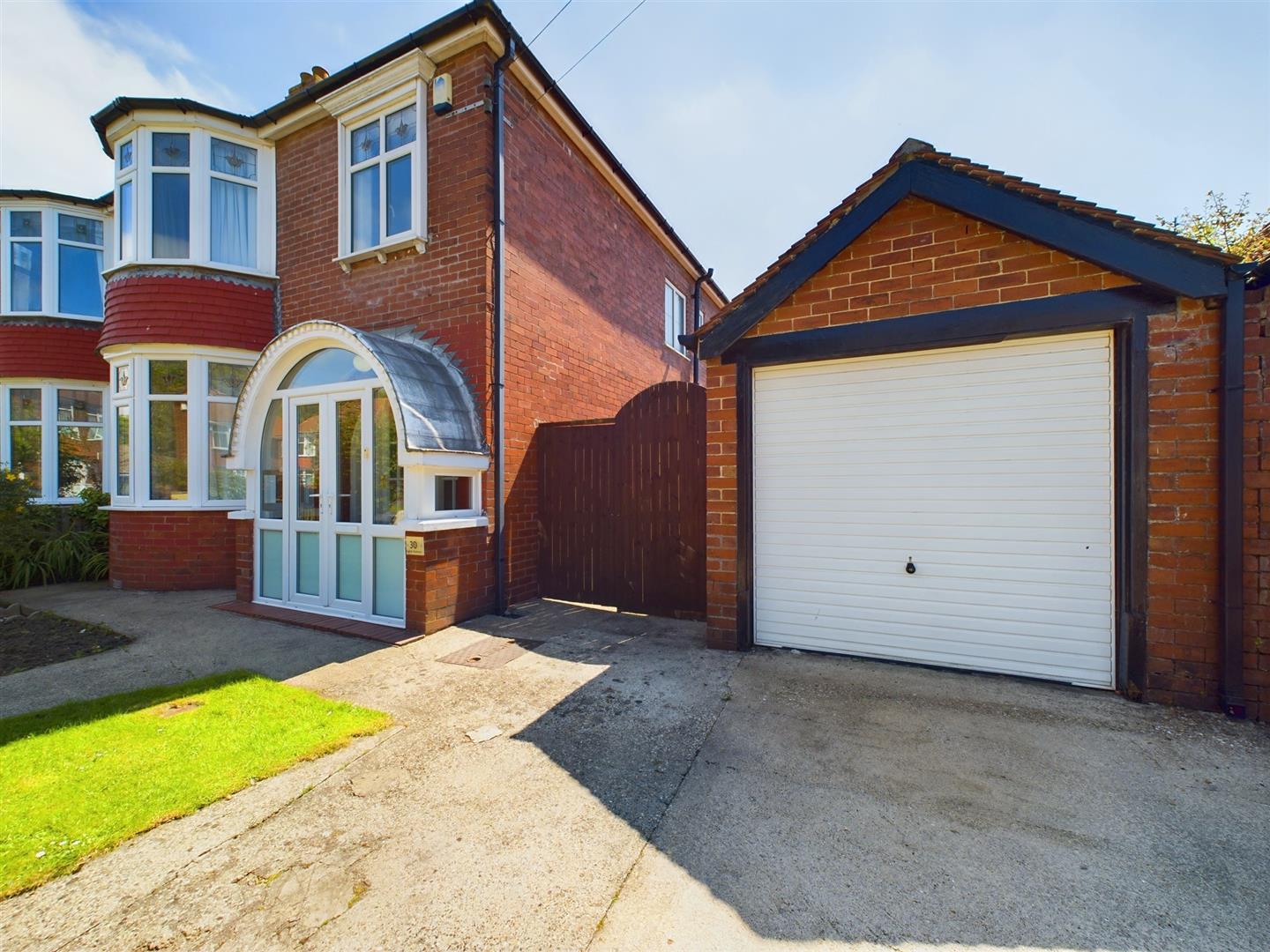 Eighth Avenue, Bridlington Belts Estate Agents